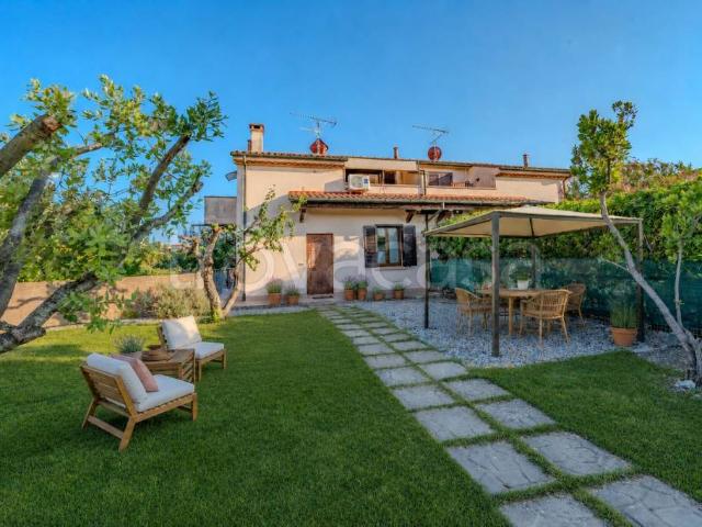 Villa Indipendente in vendita a Guardistallo, Pisa