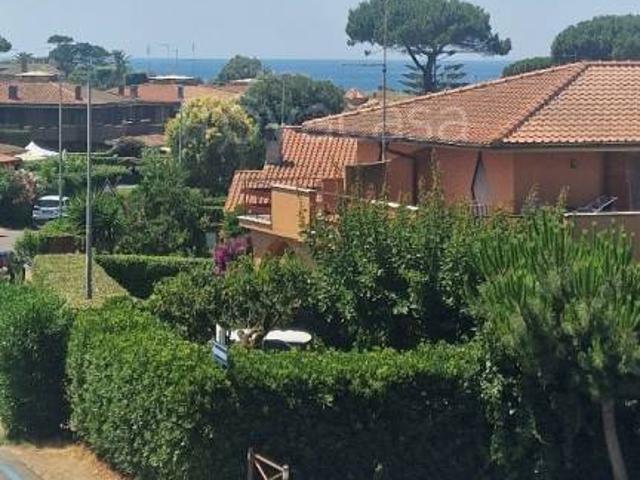 Appartamento in vendita a Marina di San Nicola, Roma Capitale