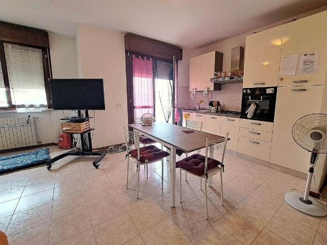 Appartamento in vendita a Legnago, Veneto