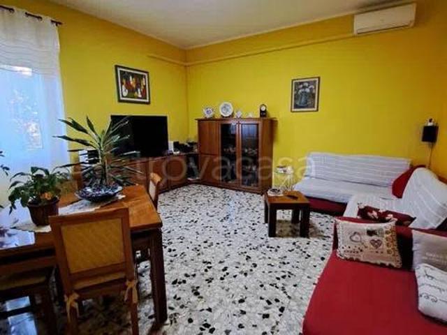 Appartamento in vendita a Oltresempione, Legnano