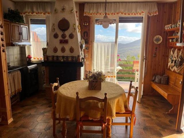 Appartamento in vendita a Maissana, Liguria