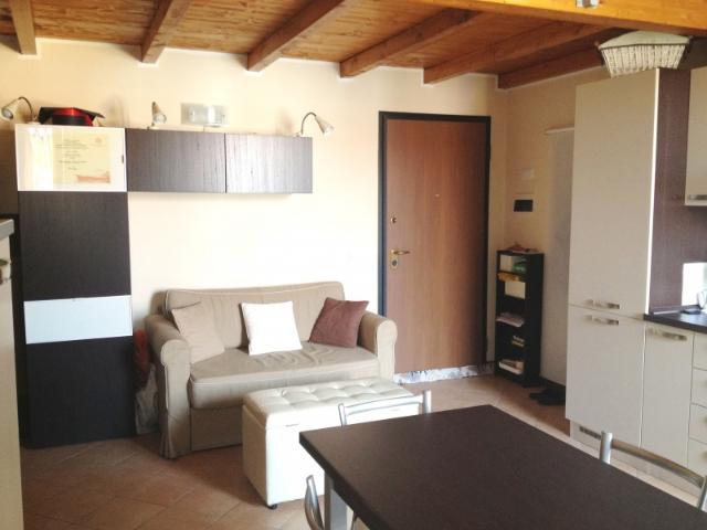 Appartamento in vendita a Mariano Comense, Lombardia
