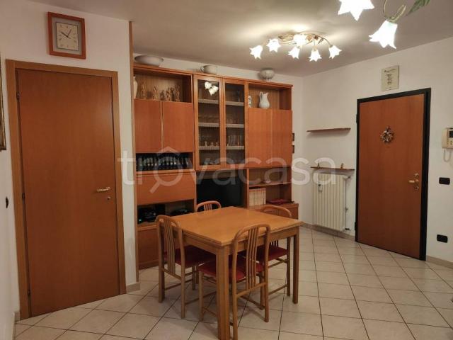 Appartamento in vendita a Municipio 9, Milano