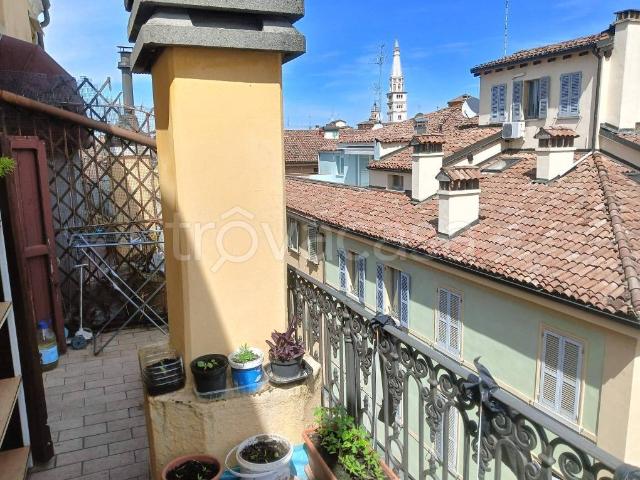Appartamento in vendita a Centro Storico, Modena
