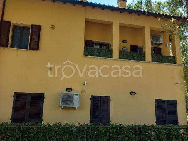 Appartamento in vendita a Mombaroccio, Pesaro E Urbino