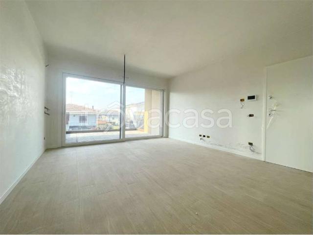 Appartamento in vendita a Montano Lucino, Lombardia