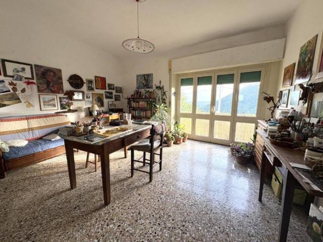 Appartamento in vendita a Narni, Umbria