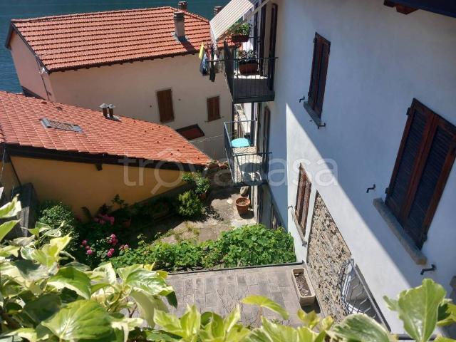 Appartamento in vendita a Nesso, Lombardia