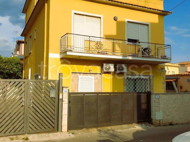Appartamento in vendita a Cioccati, Roma Capitale