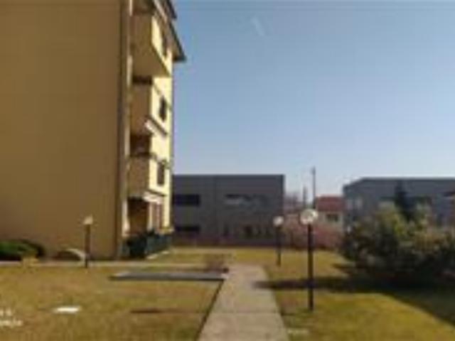 Appartamento in vendita a Ornago, Lombardia
