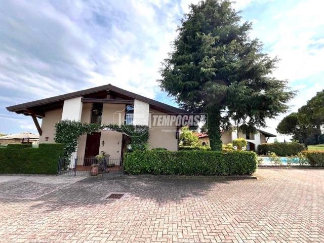 Appartamento in vendita a Peschiera Del Garda, Veneto