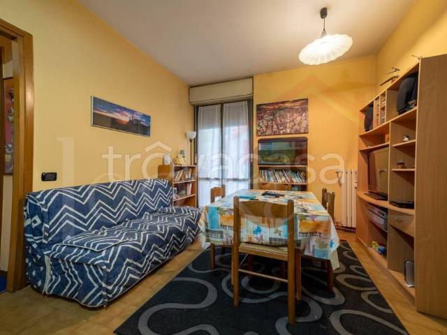Appartamento in vendita a Pieve Emanuele, Lombardia
