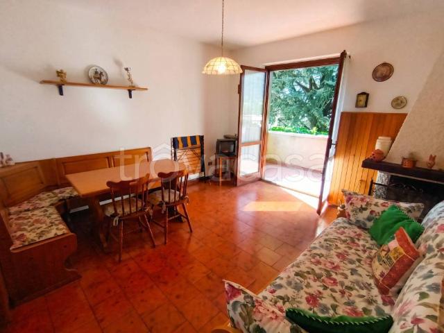 Appartamento in vendita a Cortabbio, Primaluna