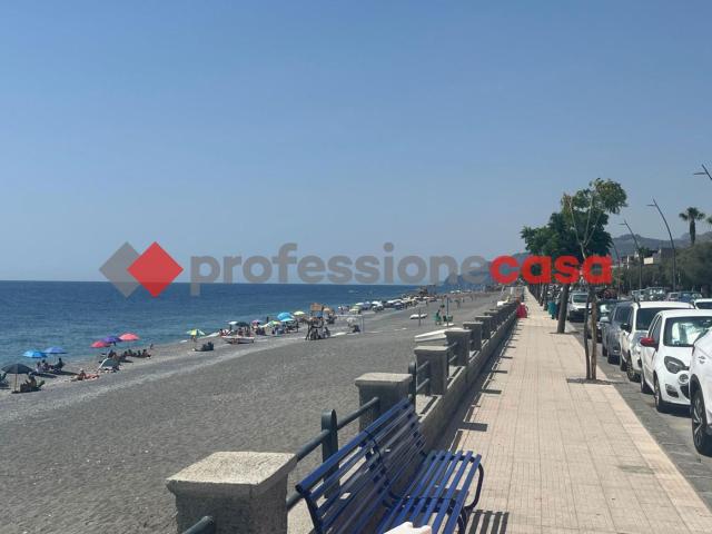Appartamento in vendita a Roccalumera, Sicilia