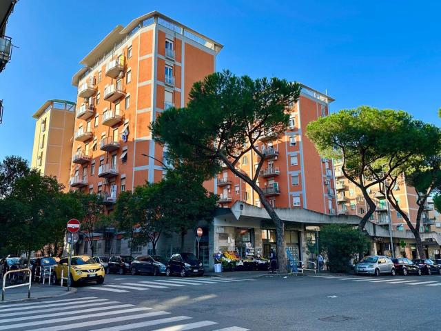 Appartamento in vendita a Municipio Roma VII, Roma Capitale