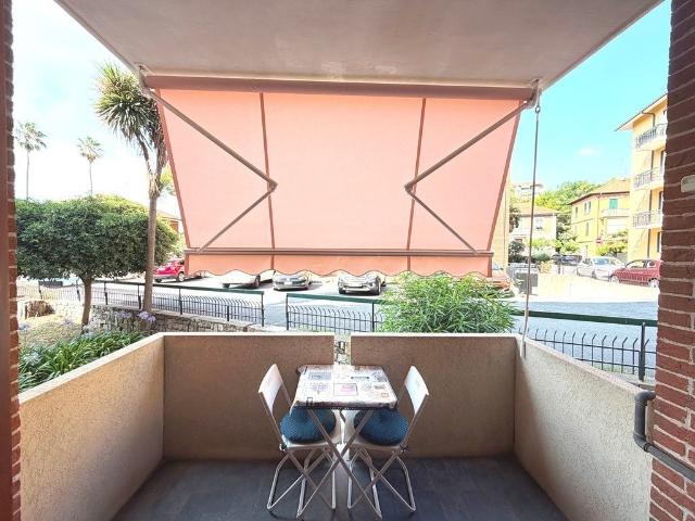 Appartamento in vendita a San Bartolomeo Al Mare, Liguria