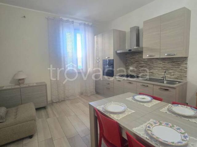 Appartamento in vendita a Albula centro, Marche