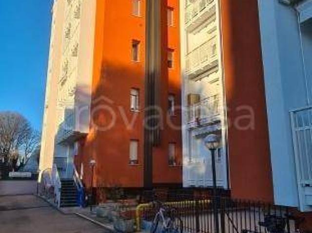Appartamento in vendita a Volta-Prealpi, Saronno