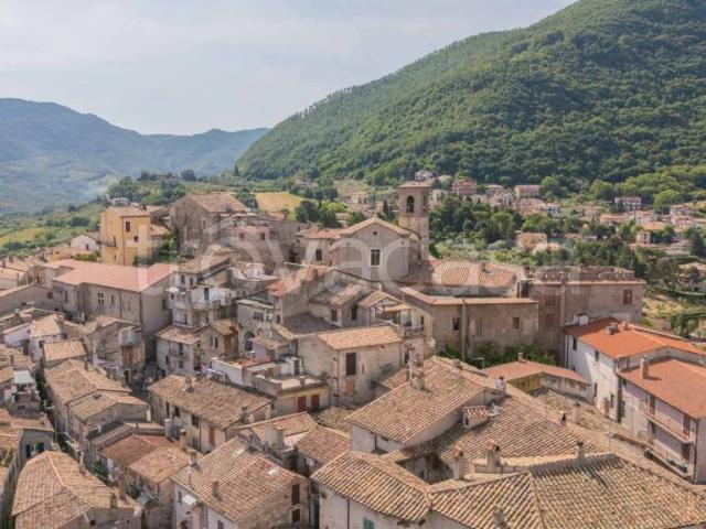 Appartamento in vendita a Scandriglia, Lazio