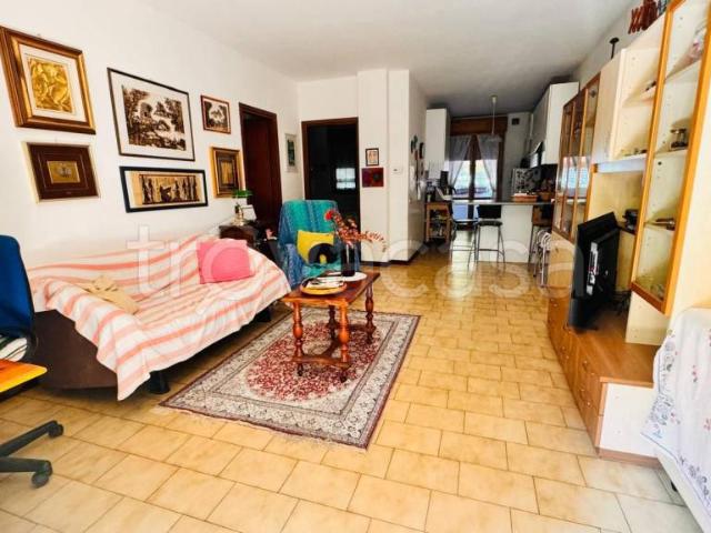 Appartamento in vendita a Rovagnasco, Segrate