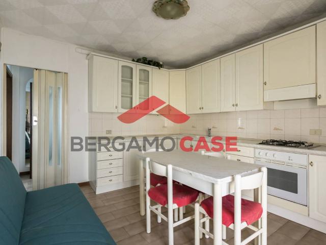 Appartamento in vendita a Paderno, Seriate