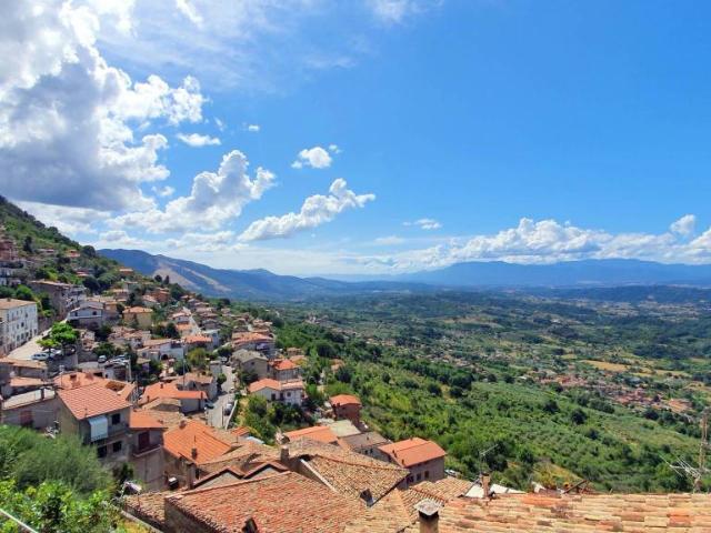 Appartamento in vendita a Serrone, Frosinone