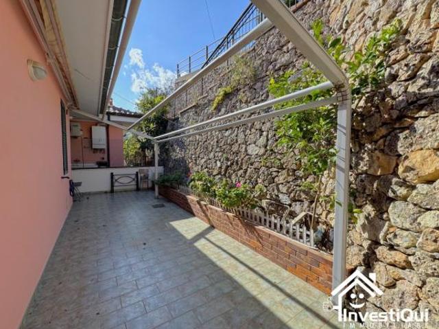 Appartamento in vendita a Tovo San Giacomo, Liguria