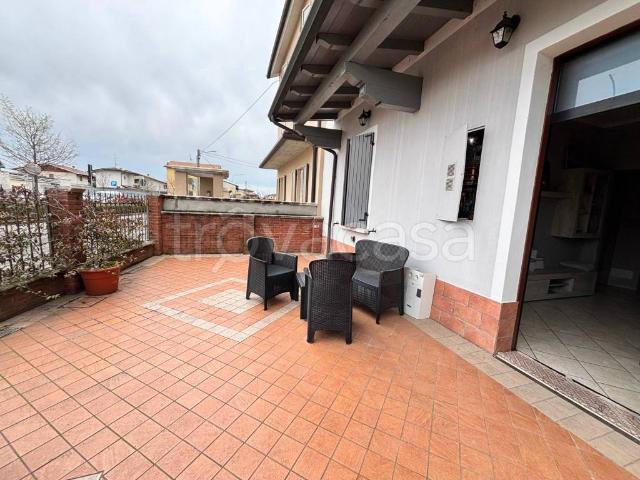 Appartamento in vendita a Travagliato, Lombardia