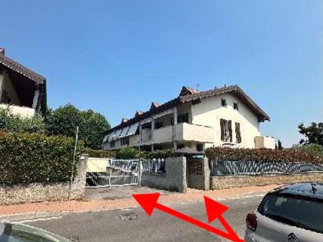 Appartamento in vendita a Trezzano Rosa, Lombardia