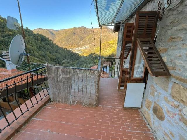 Appartamento in vendita a Camporosso, Liguria