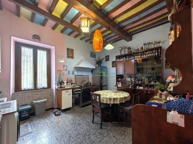 Appartamento in vendita a Uzzano, Forone