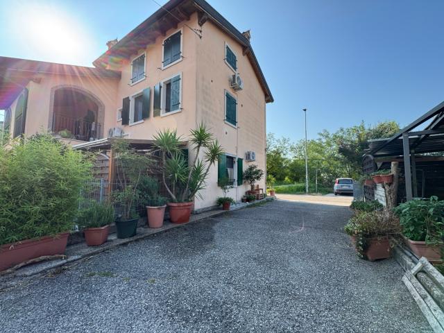 Appartamento in vendita a Valeggio Sul Mincio, Veneto