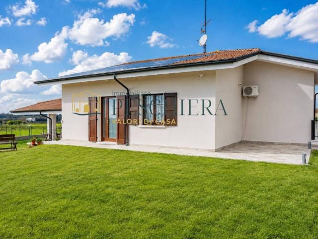Appartamento in vendita a Valeggio Sul Mincio, Veneto