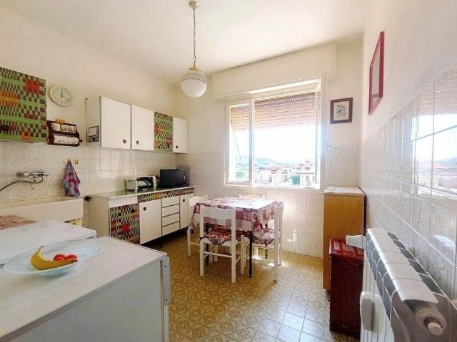 Appartamento in vendita a Vallecrosia, Liguria