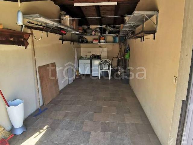 Appartamento in vendita a Vergiate, Lombardia