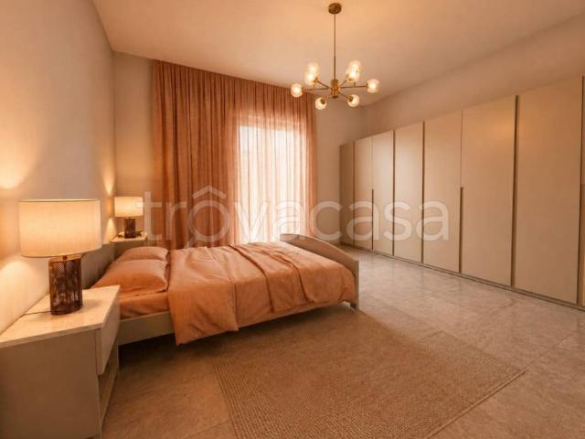 Appartamento in vendita a Est, Brenzone