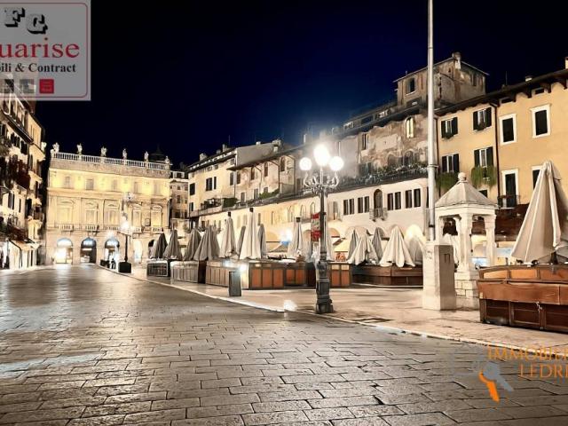 Appartamento in vendita a Centro storico, Brenzone
