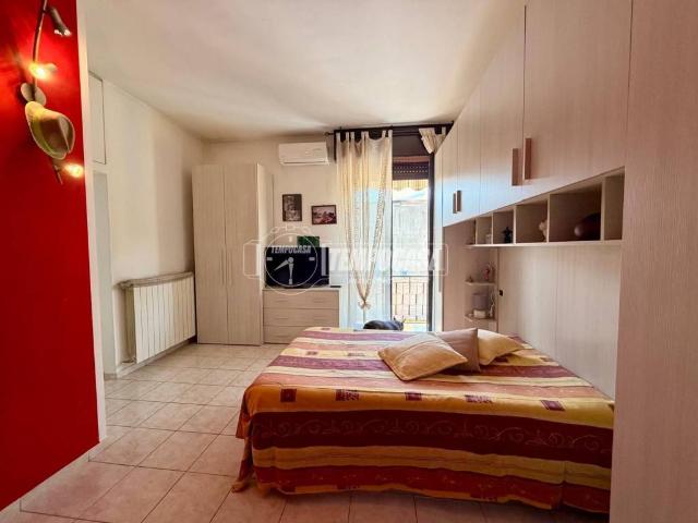 Appartamento in vendita a Parabiago, Lombardia
