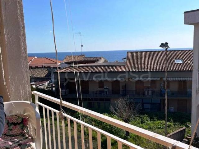 Appartamento in vendita a Acireale, Catania