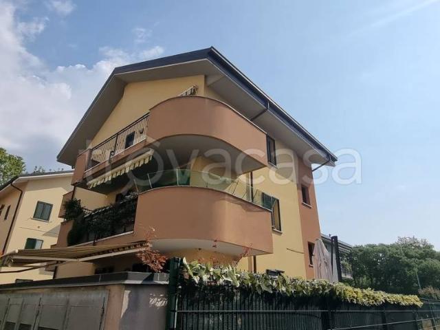Appartamento in vendita a Omate, Agrate Brianza