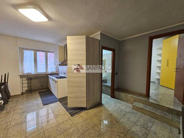 Appartamento in vendita a Borgo Piave, Alba
