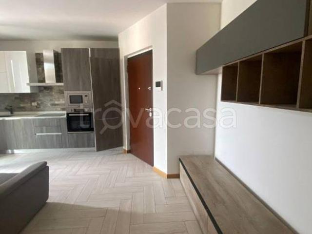 Appartamento in vendita a Albuzzano, Lombardia