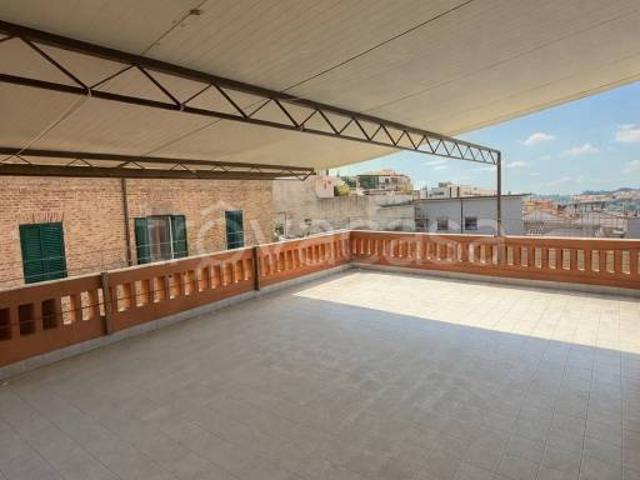 Appartamento in vendita a Montirozzo, Marche