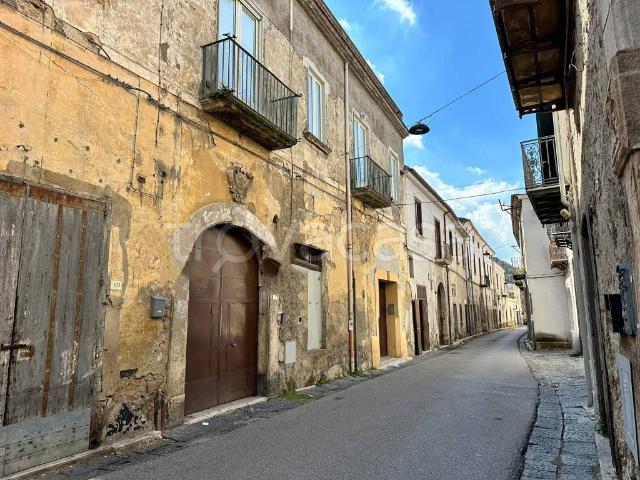 Appartamento in vendita a Arienzo, Campania