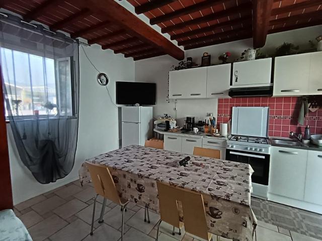 Appartamento in vendita a Alberghi, Uzzano E Castello