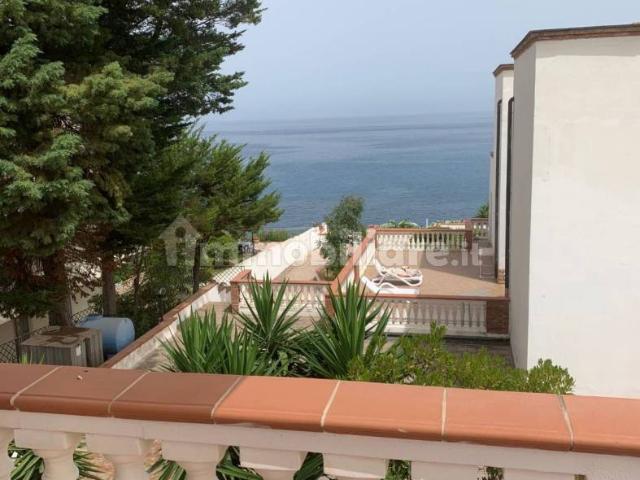 Appartamento in affitto a San Leo, Calabria