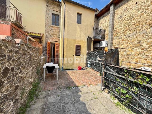 Appartamento in affitto a Ponte Buriano, Palazzo Del Pero