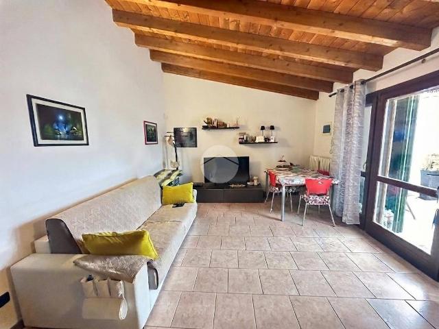 Appartamento in affitto a Cavaion Veronese, Veneto