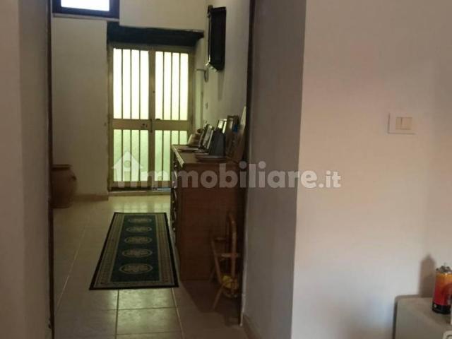 Appartamento in affitto a Lustra, Campania