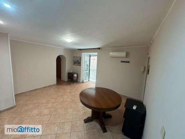 Appartamento in affitto a Municipalità 2, Campania